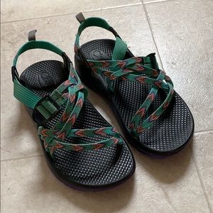 Chaco’s size Kids 5/Women’s 7